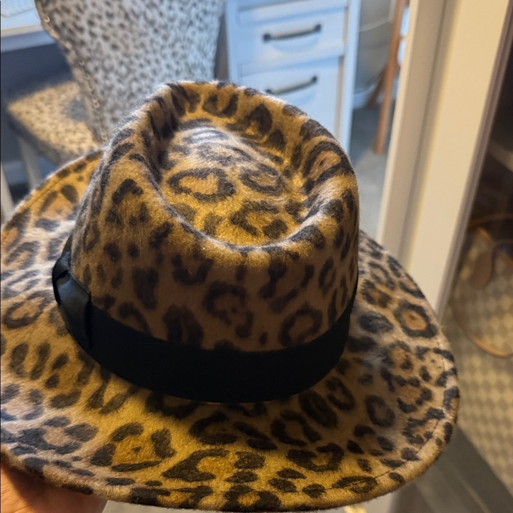 Wyeth by Todd Magill Leopard Print Hat with Black Band - Picture 2 of 4